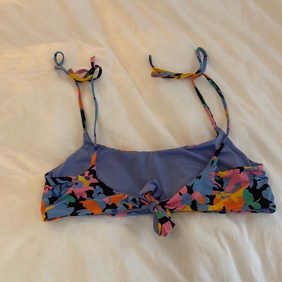 Floral Two-Piece Set with Tie Straps - Picture 7 of 8